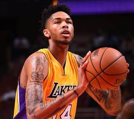 但在陷入僵 但在陷入僵